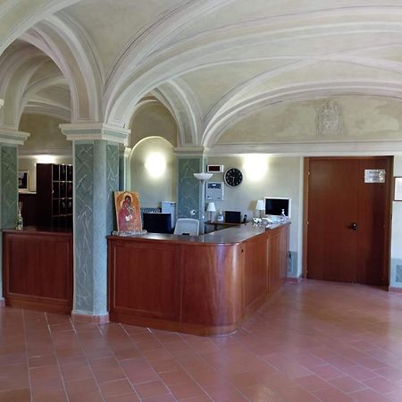 Casa Famiglia Di Nazareth Hotel Loreto Bagian luar foto